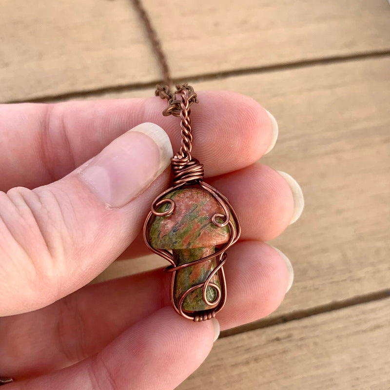 Wholesale Natural Crystal Mushroom Pendant Handmade Silk Cute Little Mushroom Crystal Mesh Bag Necklaces ACC-NE-RongGuan014