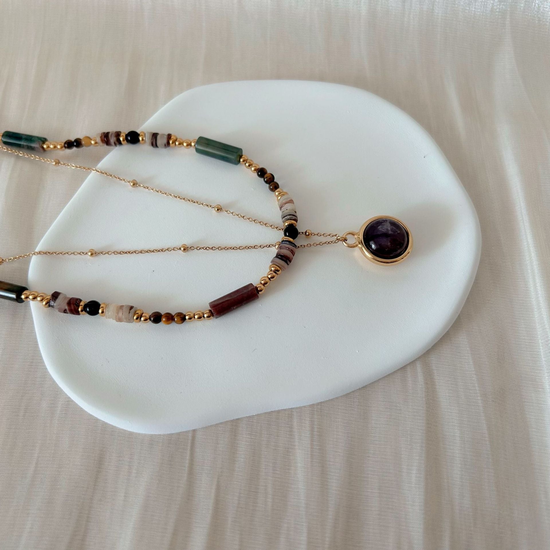 Wholesale Natural Stone Beaded Necklace Natural Amethyst Pendant Love Stainless Steel Necklace