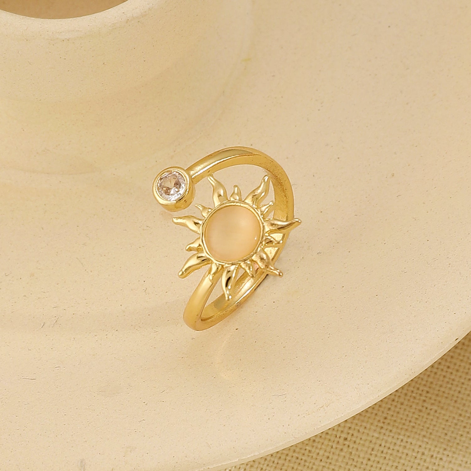 Wholesale Inlaid Zirconium Cat' s Eye Ring