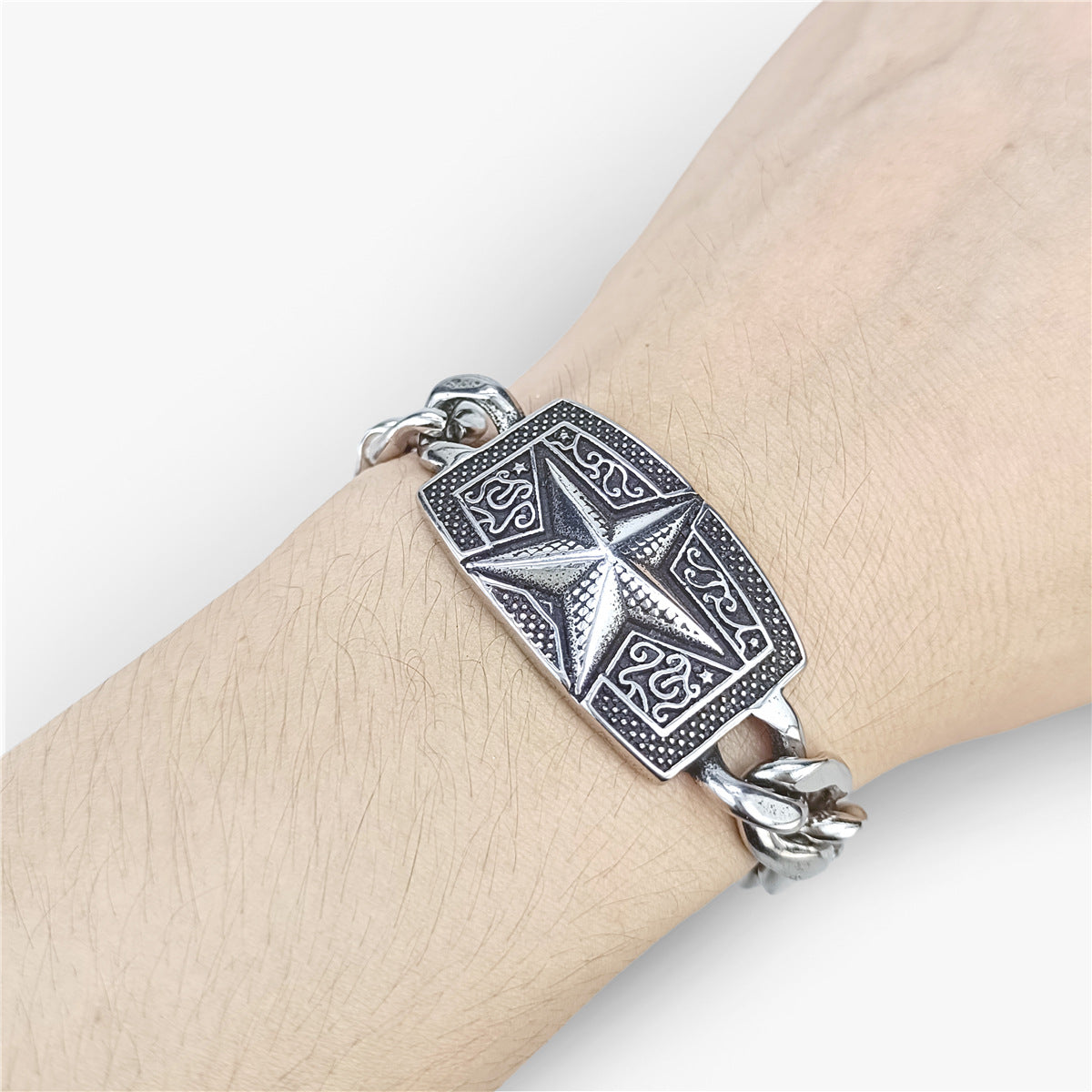 Wholesale Retro Five-pointed Star Flower Stainless Steel Cuban Punk Bracelet ACC-BT-Ruig001