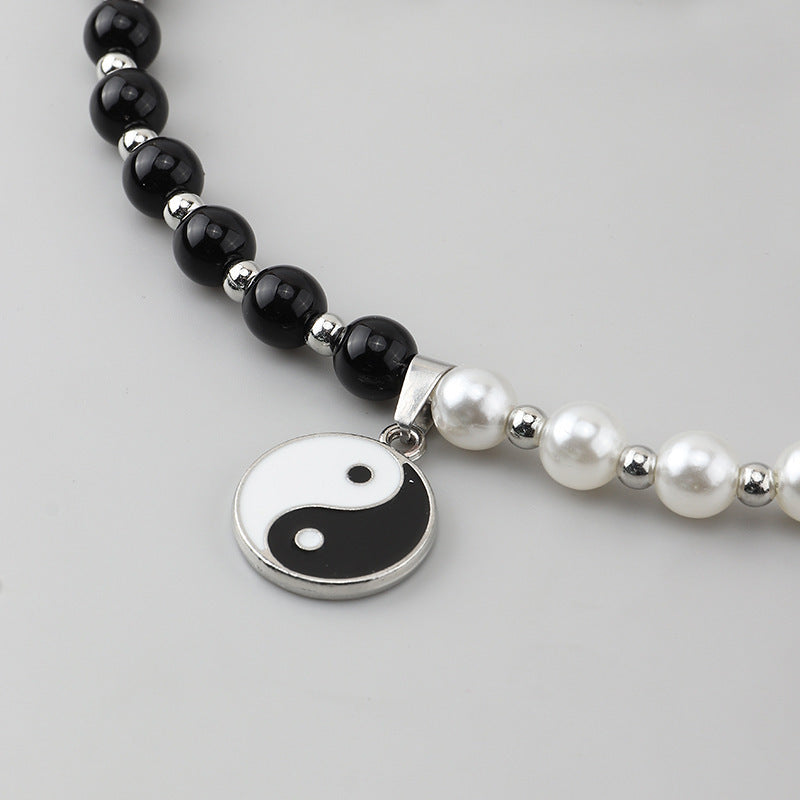 Wholesale gossip necklace black and white pearl ornaments necklace