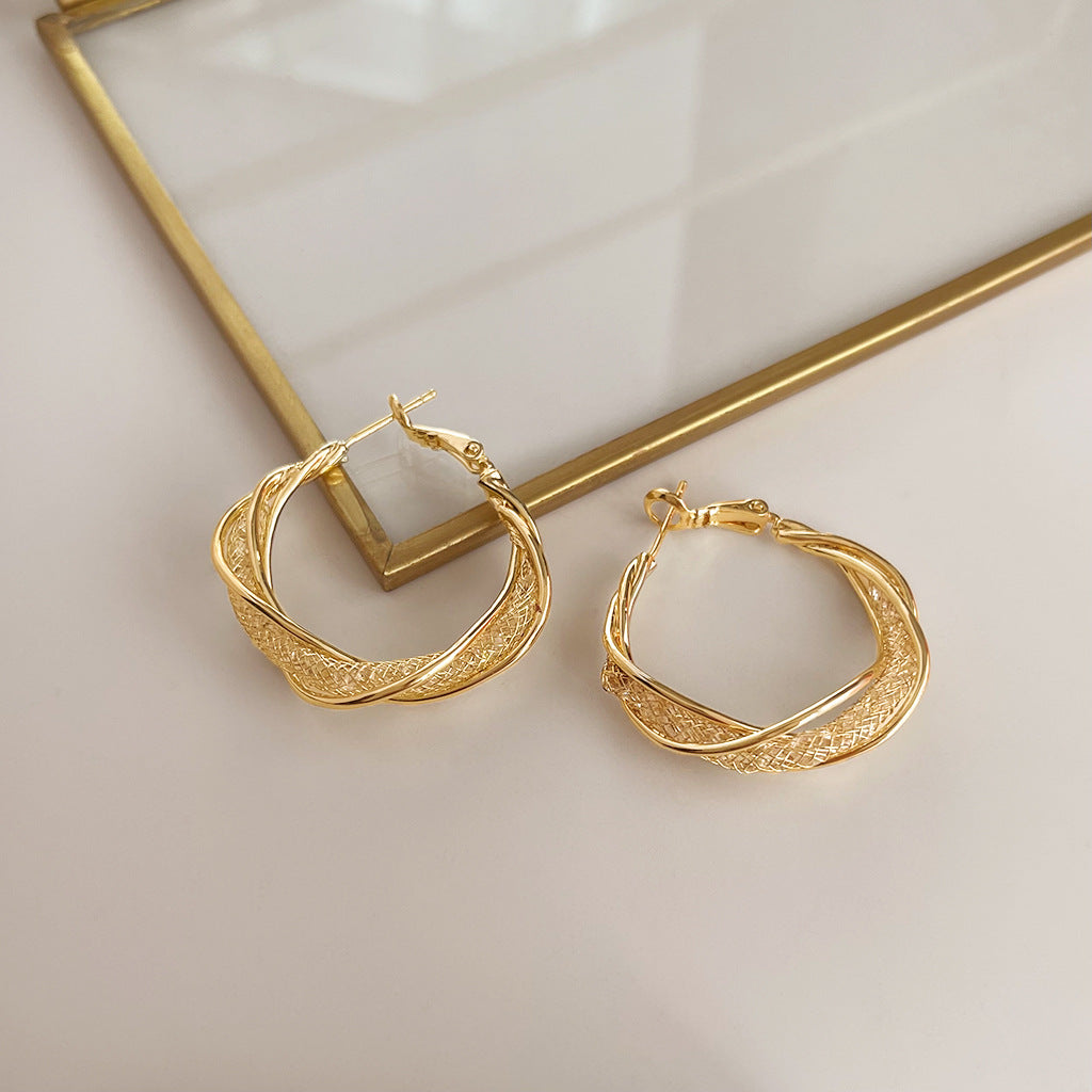 Wholesale vintage oil-dropped medieval style Pearl Earrings