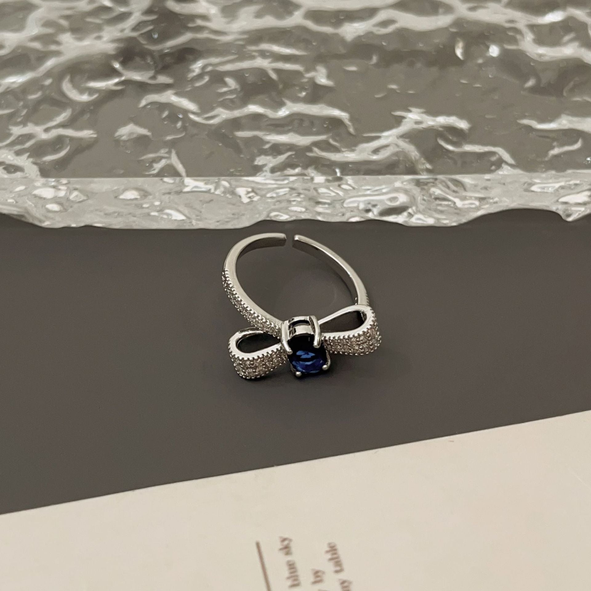 Wholesale  Dark blue Pigeon Egg Bow Ring