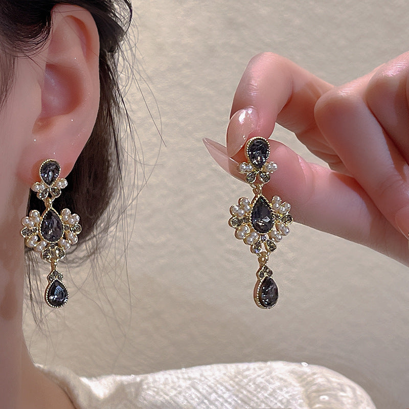 Wholesale Retro Tassel Drop-shaped Earrings