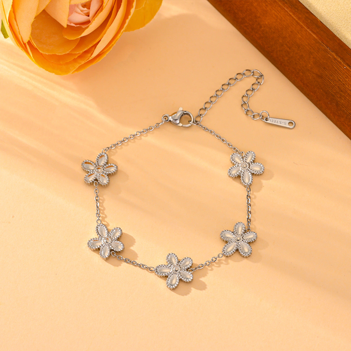 Wholesale Lovely  Design Stainless Steel Bracelet and Necklace Set Fashion Accessory