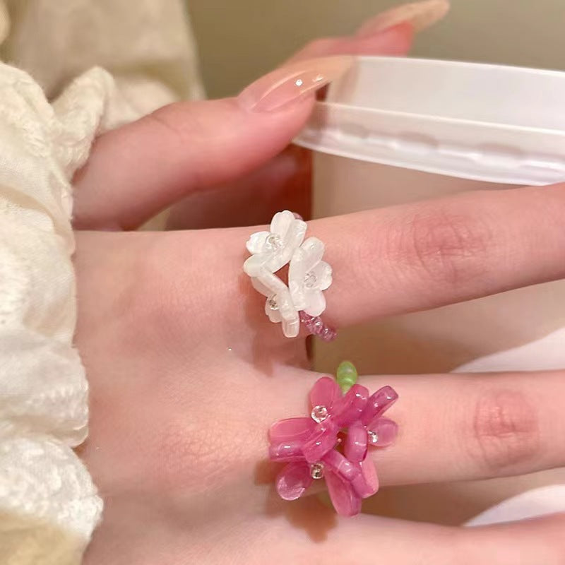 Wholesale Acrylic Flower Ring in Violet Purple - Fashion Accessory for Women,  Cute Stackable Ring,  Boutique Resale Jewelry