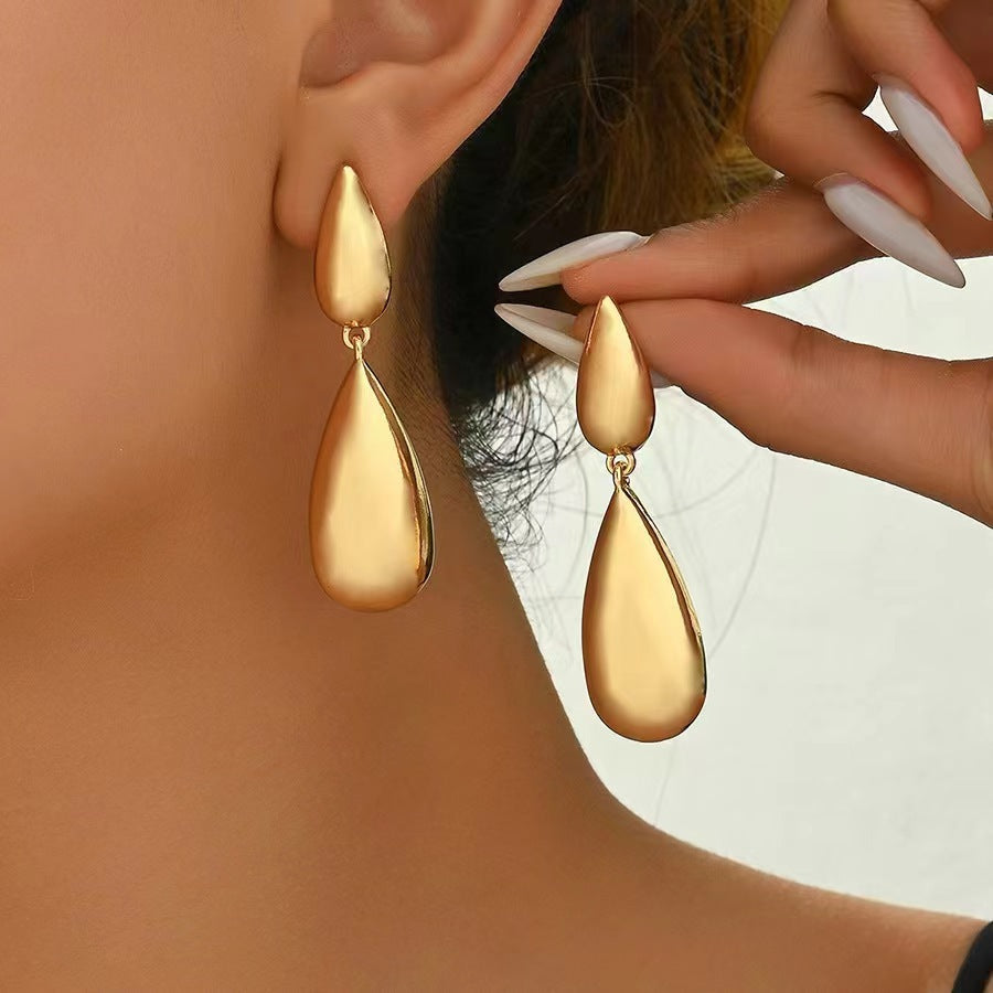 Wholesale  fashion temperament earrings 18K gold stainless steel water drop earrings niche design high-end female