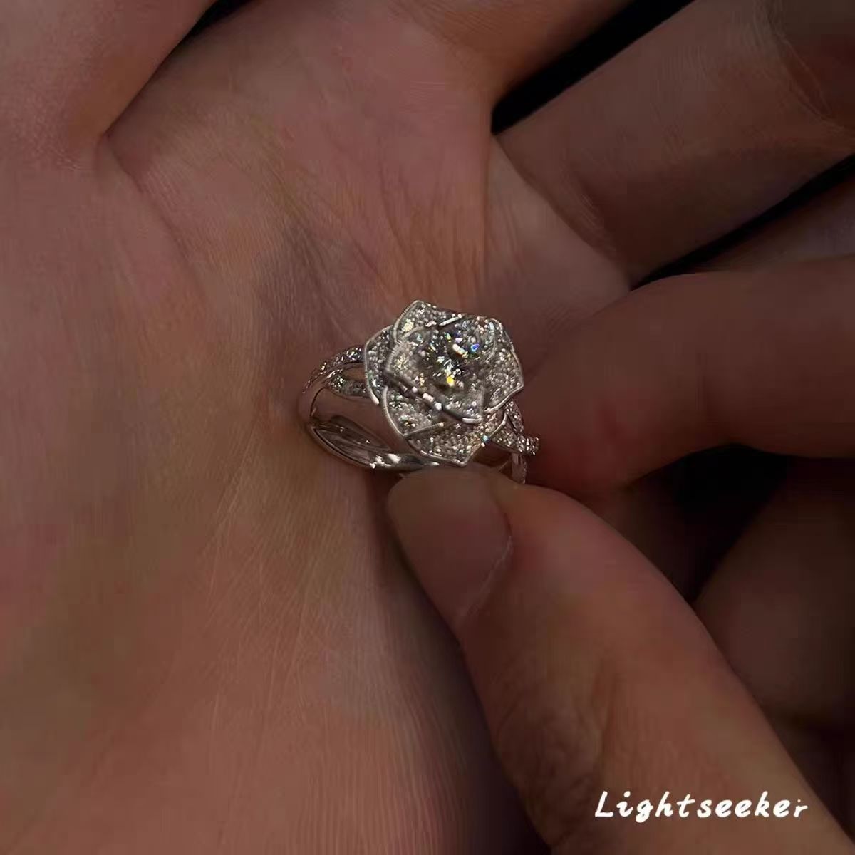 Wholesale French Vintage Ring Alloy with Zircon Jewelry Accessory