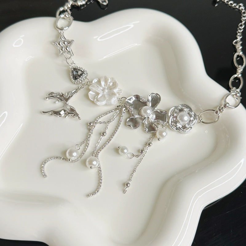Wholesale Light luxury  Pearl Flower Butterfly rhinestone tassel necklace