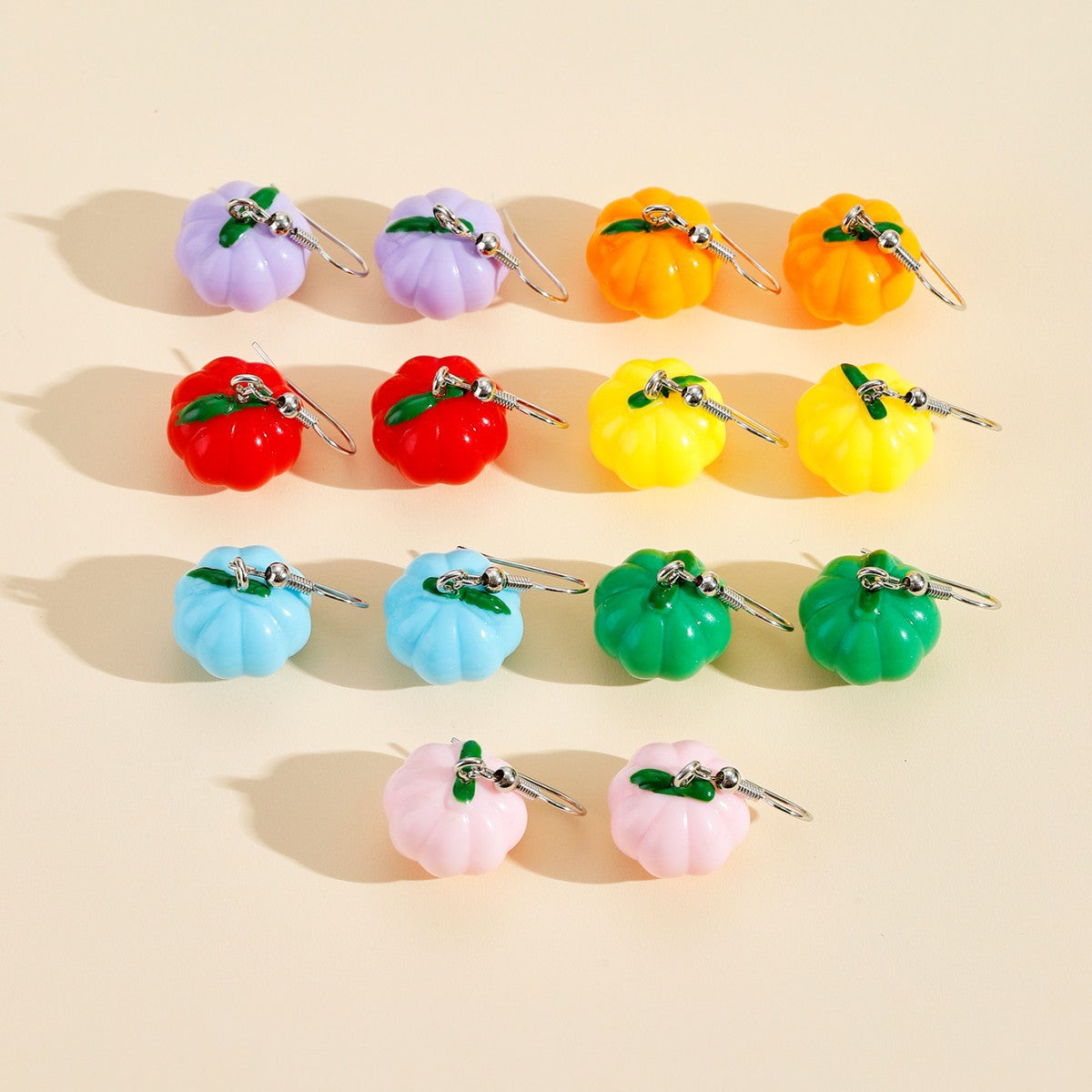 Wholesale Halloween  pumpkin earrings  cartoon acrylic colorful pumpkin earrings