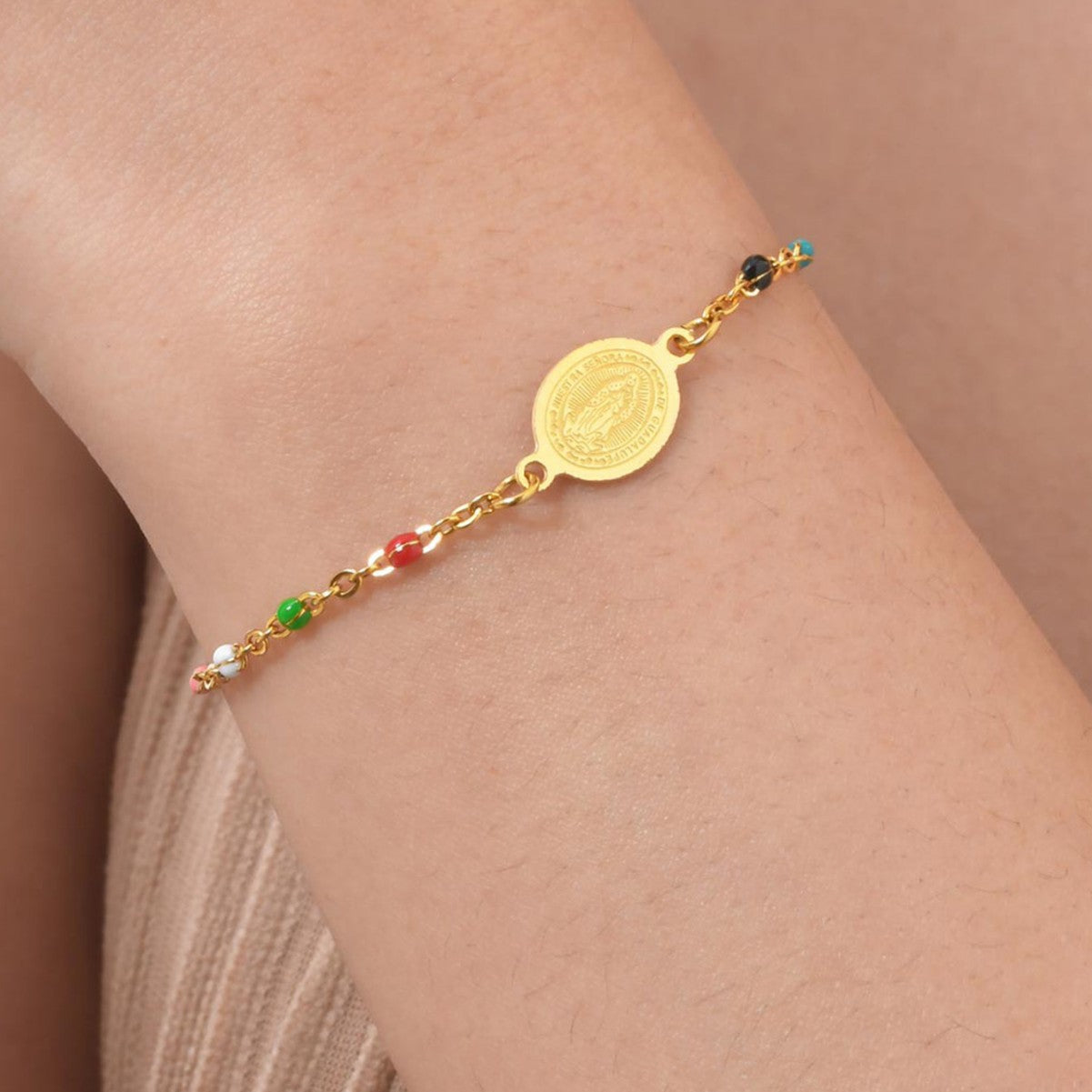 Wholesale Trendy Stainless Steel Colorful Bead Bracelet With Gold Tone Hollow Medal For Women Fashion Jewelry Accessory