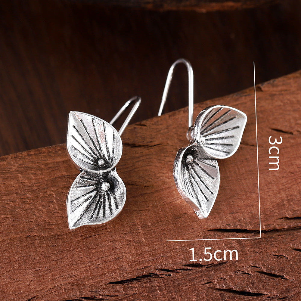 Wholesale  Bohemian Style Simple Leaf Pendant Earrings