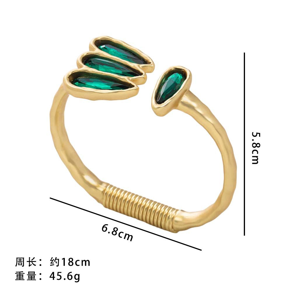 Wholesale  Vintage Handmade Hammer Carving Texture Face Opening Zircon Crystal Bracelet