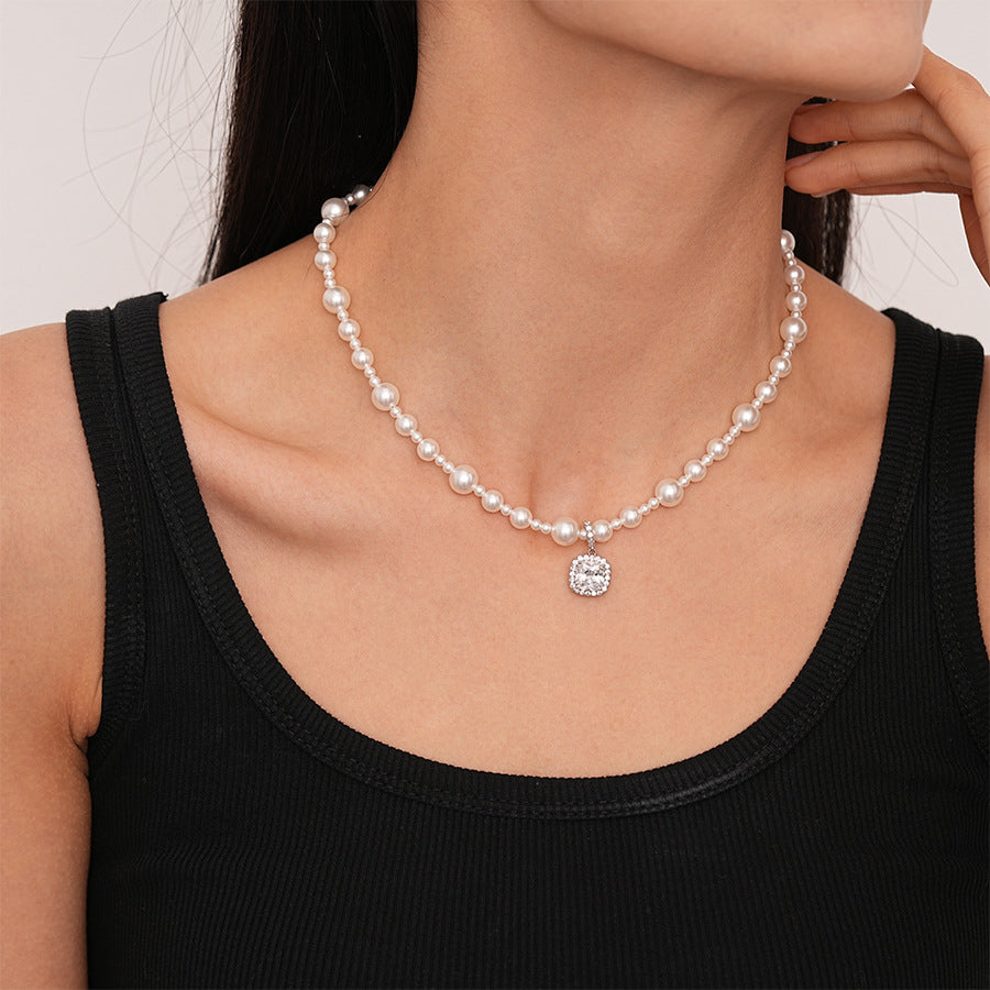 Wholesale Retro Zircon Square Size Pearl Clavicle Necklace