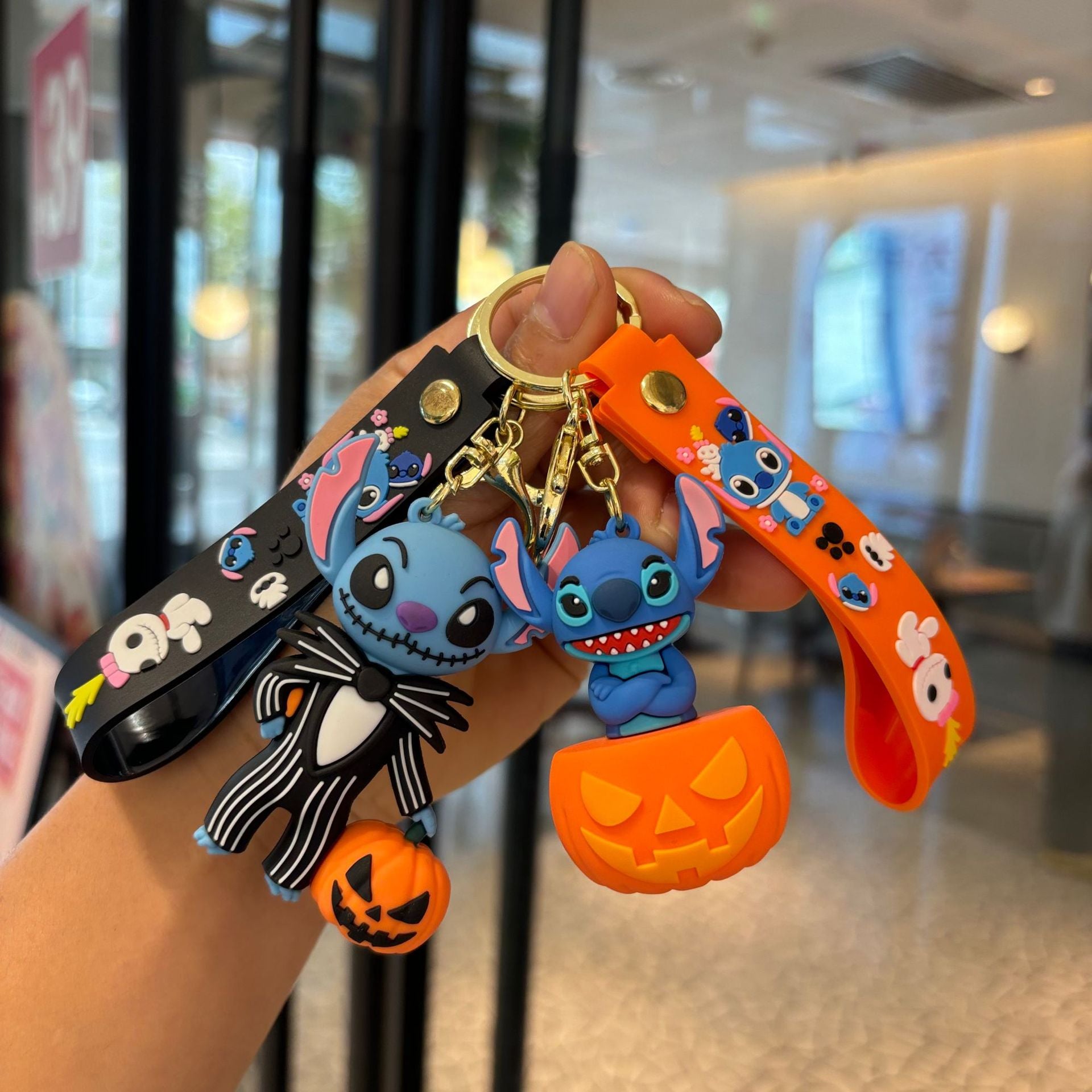 Wholesale  Keychain Cute PVC Car Key Ring Decorative Accessory Gift