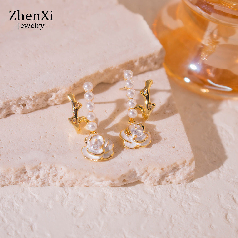 Wholesale  Light Luxury Zircon Camellia Ear Stud  Earrings