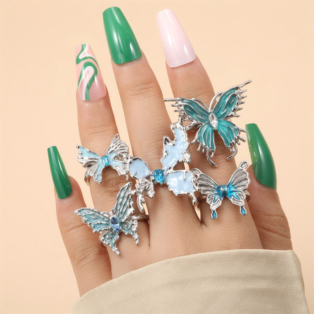 Wholesale Trendy Totem Design Ring with Love Heart Stones,  Zinc Alloy Fashion Accessory for Everyday Wear
