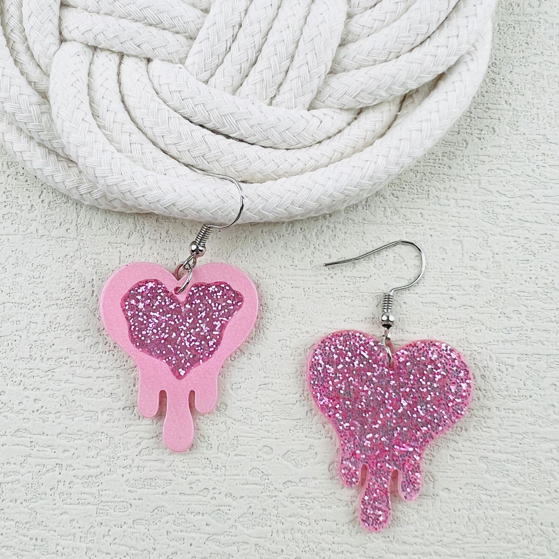Wholesale Valentine's Day Glitter red melting heart acrylic earrings