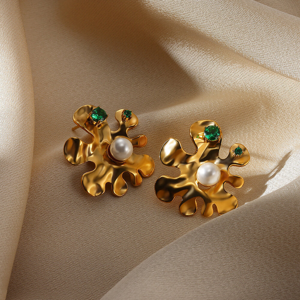 Wholesale Stainless steel man-made pearl zircon earrings