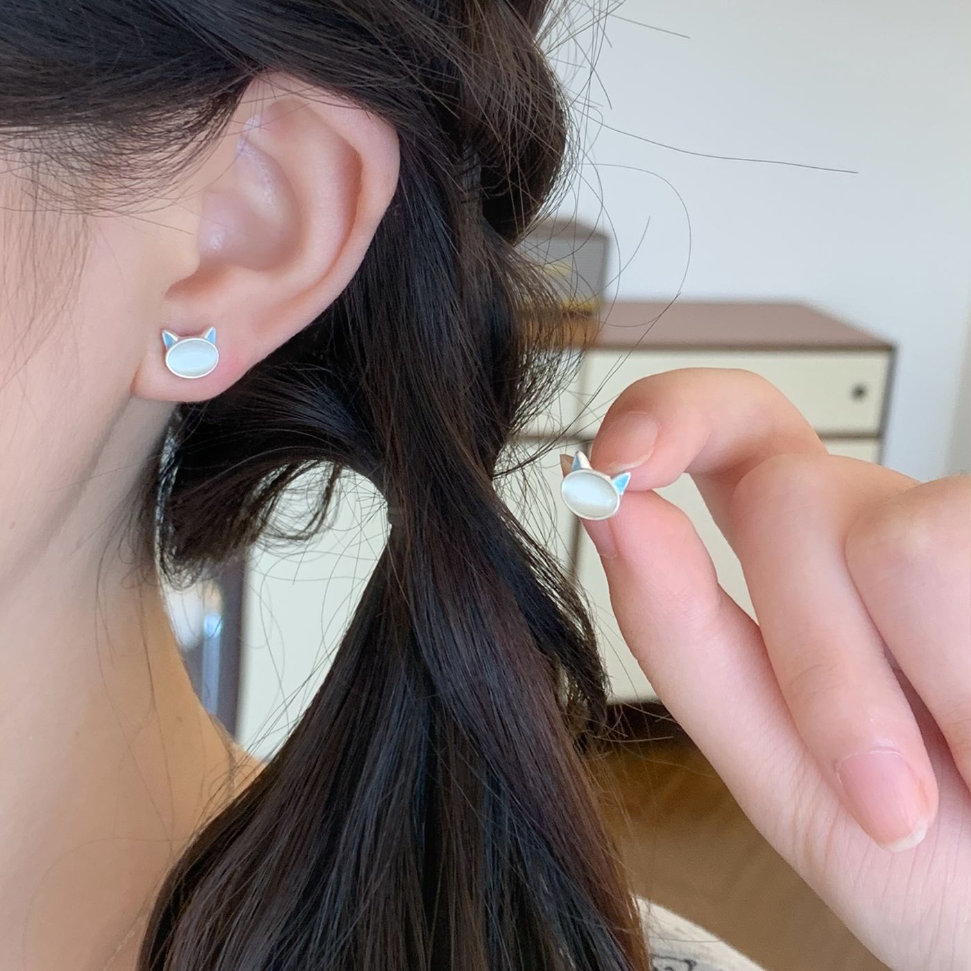 Wholesale Cat' s Eye Stone Earring Set Cartoon Silver Needle Earrings