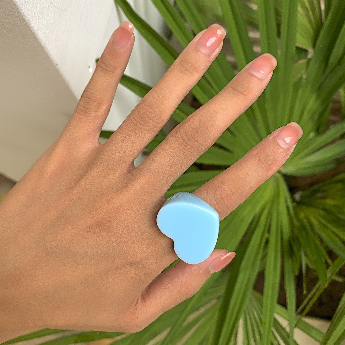 Wholesale Resin Candy Color Geometric Heart Ring For Women Vacation Jewelry Accessory