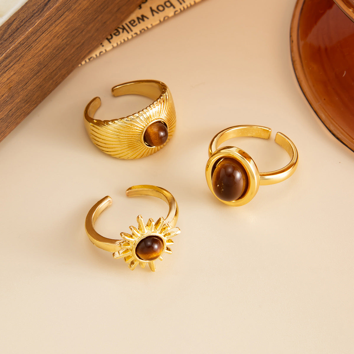 Wholesale  vintage  micro-set gemstone tiger eye ring