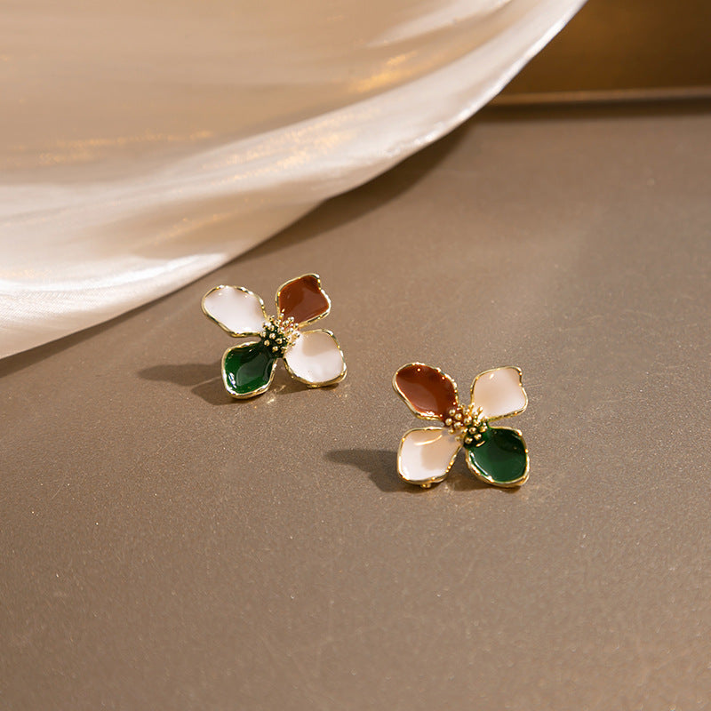 Wholesale Silver Needle Flower Earrings