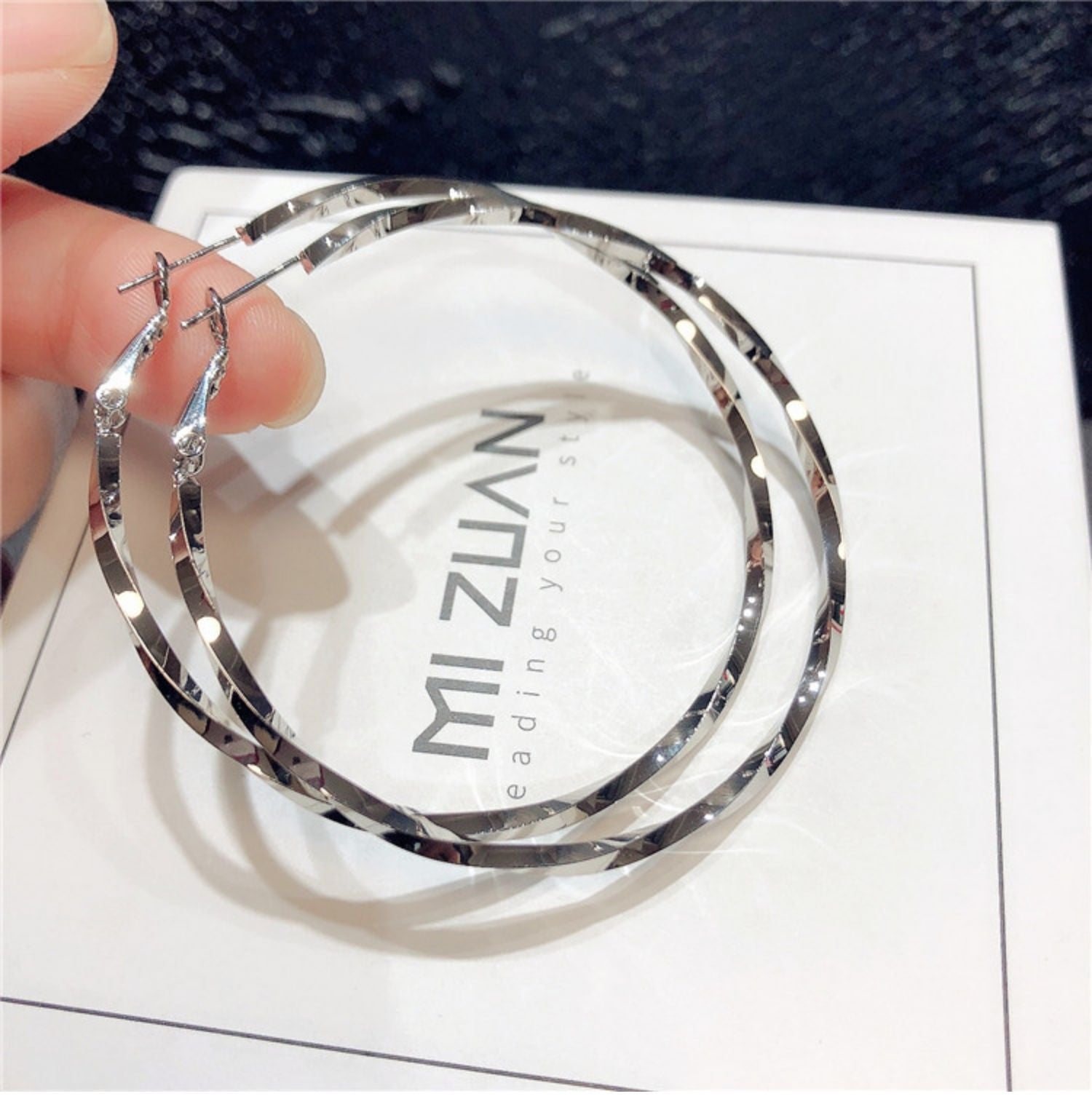 Wholesale Exaggerated Large Hoop Earrings ACC-ES-KaiKang003