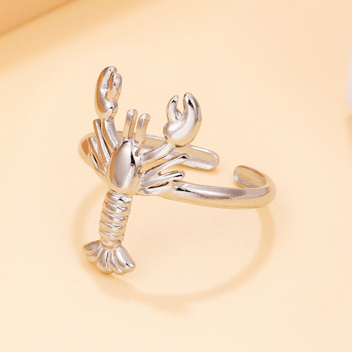 Wholesale Stainless Steel Lobster Ring 18K Gold Plated Ocean Resort Style Jewelry Accessory for Women