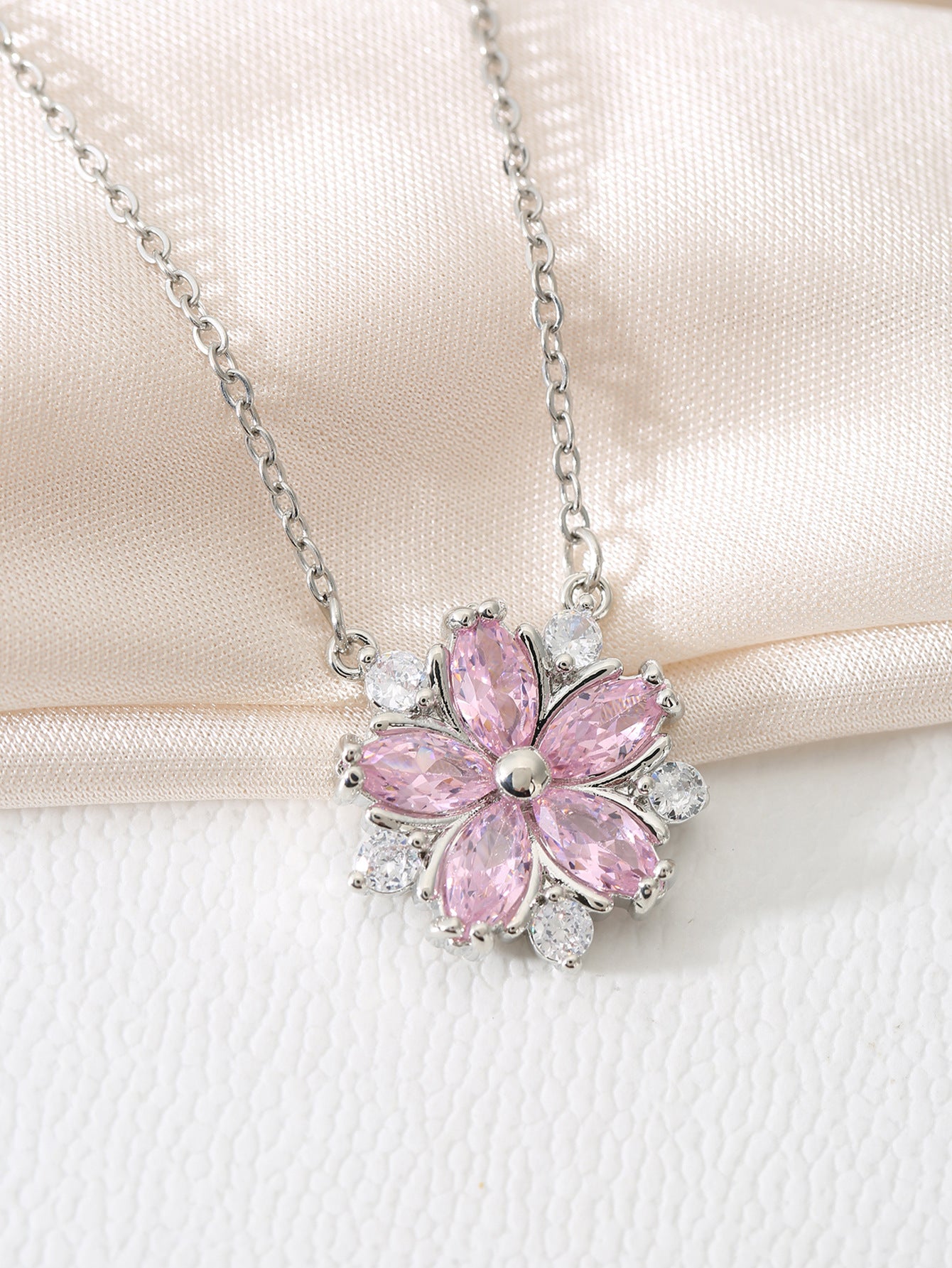 Wholesale  Cherry Blossom Pendant Clavicle Chain Necklaces