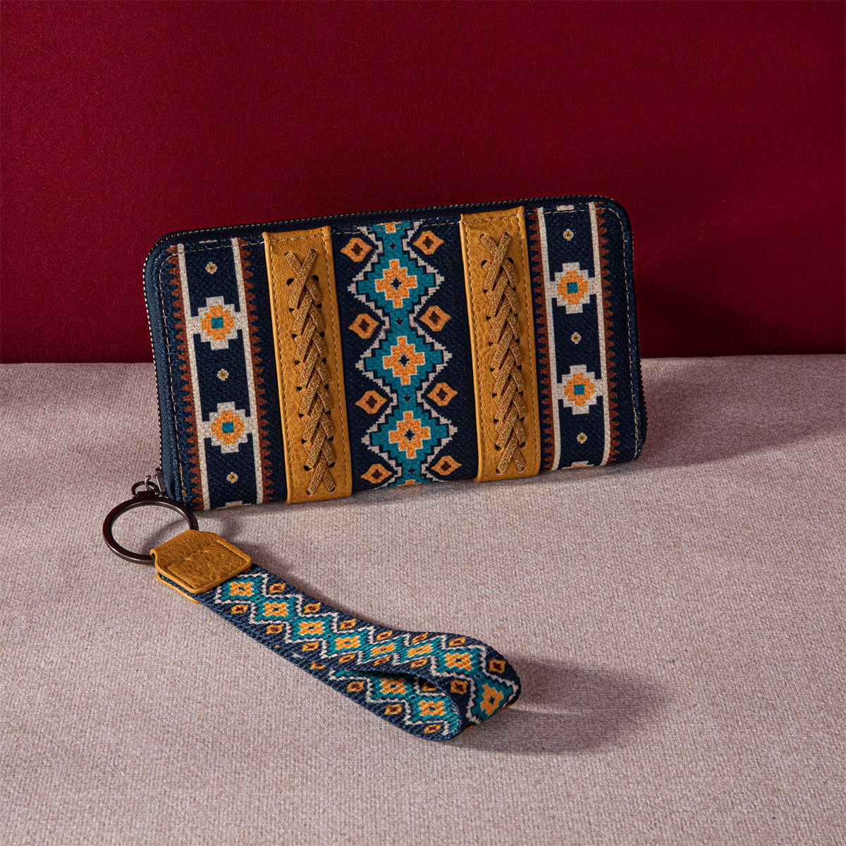 Wholesale Vintage Cotton Linen Aztec Western Style Bohemian Clutch Wallet