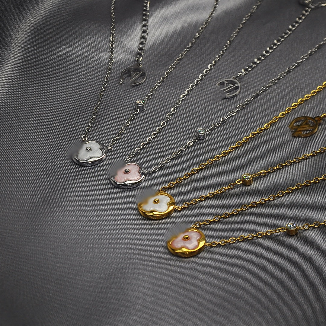 Wholesale Curved Shell Gold Plated Titanium Steel Necklace Trendy Jewelry Accessory