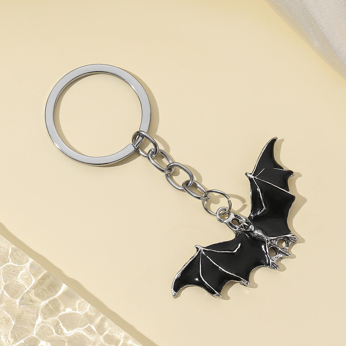 Wholesale Zinc Alloy Bat Keychain Black  Car Key Accessory Bag Charm for Boutique Resale
