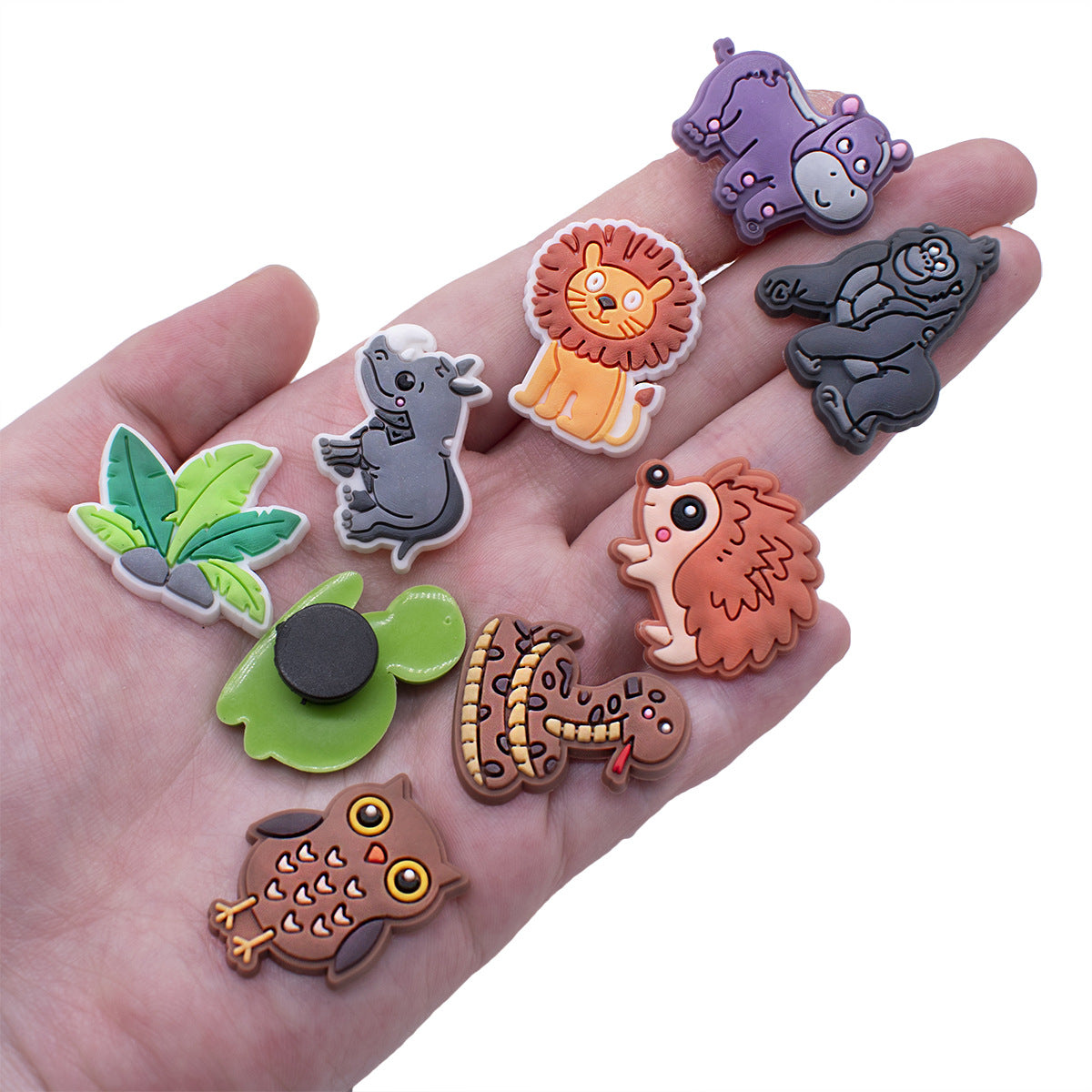 Wholesale Random 100pcs Cute Cartoon Animal Series Shoes Accessories Shoes Charms