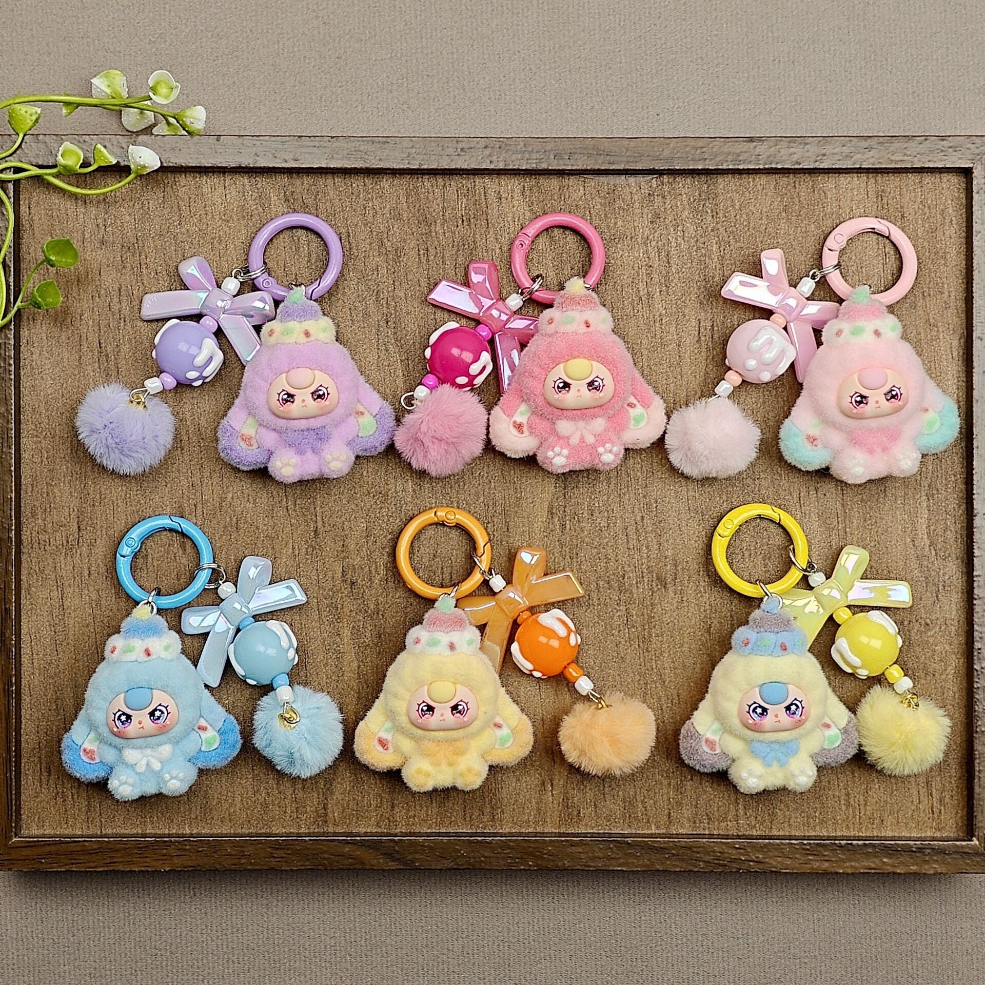 Wholesale  flocked  cartoon-themed keychains ACCVIP