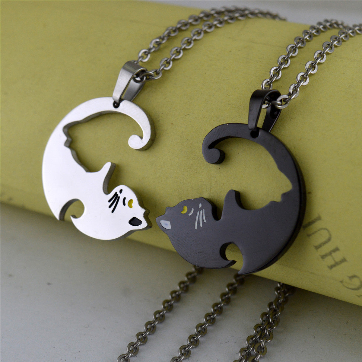 Wholesale Romantic Cat Titanium Steel Pendant Necklace Set for Couples,  Fashion Jewelry Accessory Gift