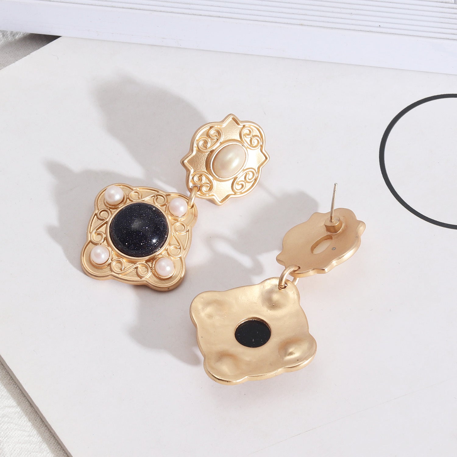 Wholesale Retro Glaze Gold Personality Exaggerated Silver Needle Middle Ancient Earrings