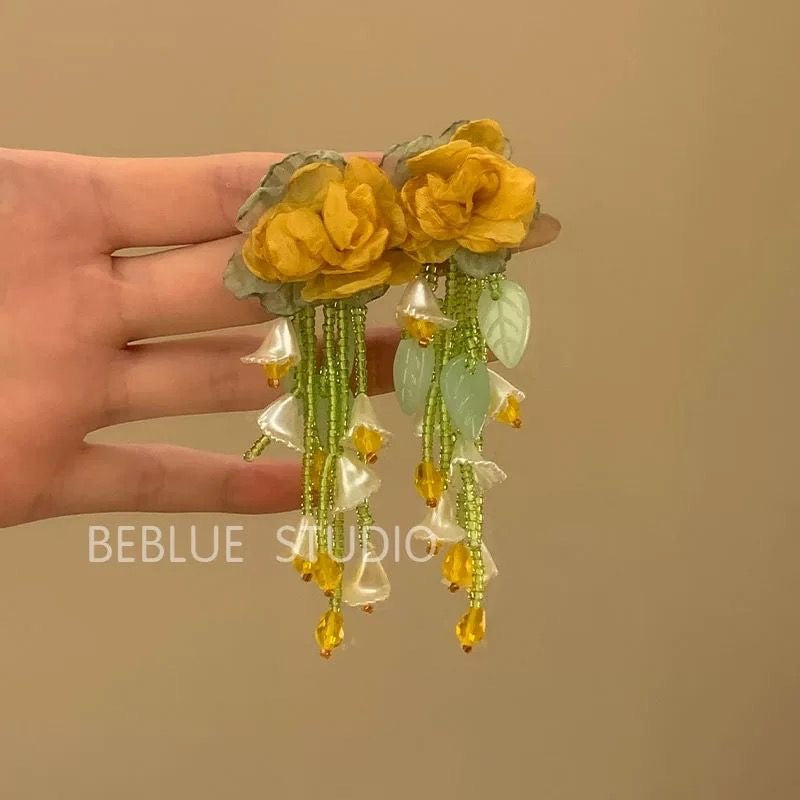 Wholesale Small Flower Tassel Beaded Earrings