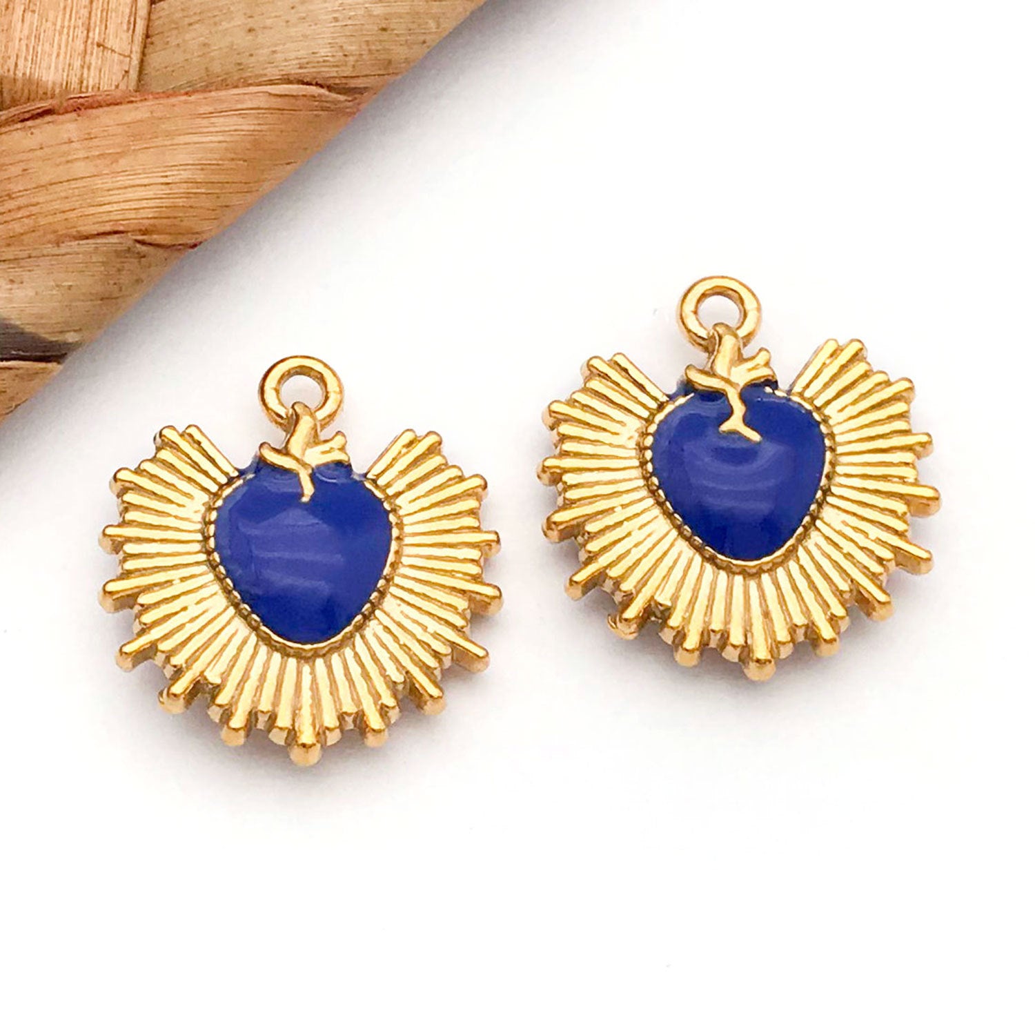 Wholesale Stainless steel gold-plated enamel double-sided heart-shaped  Charms