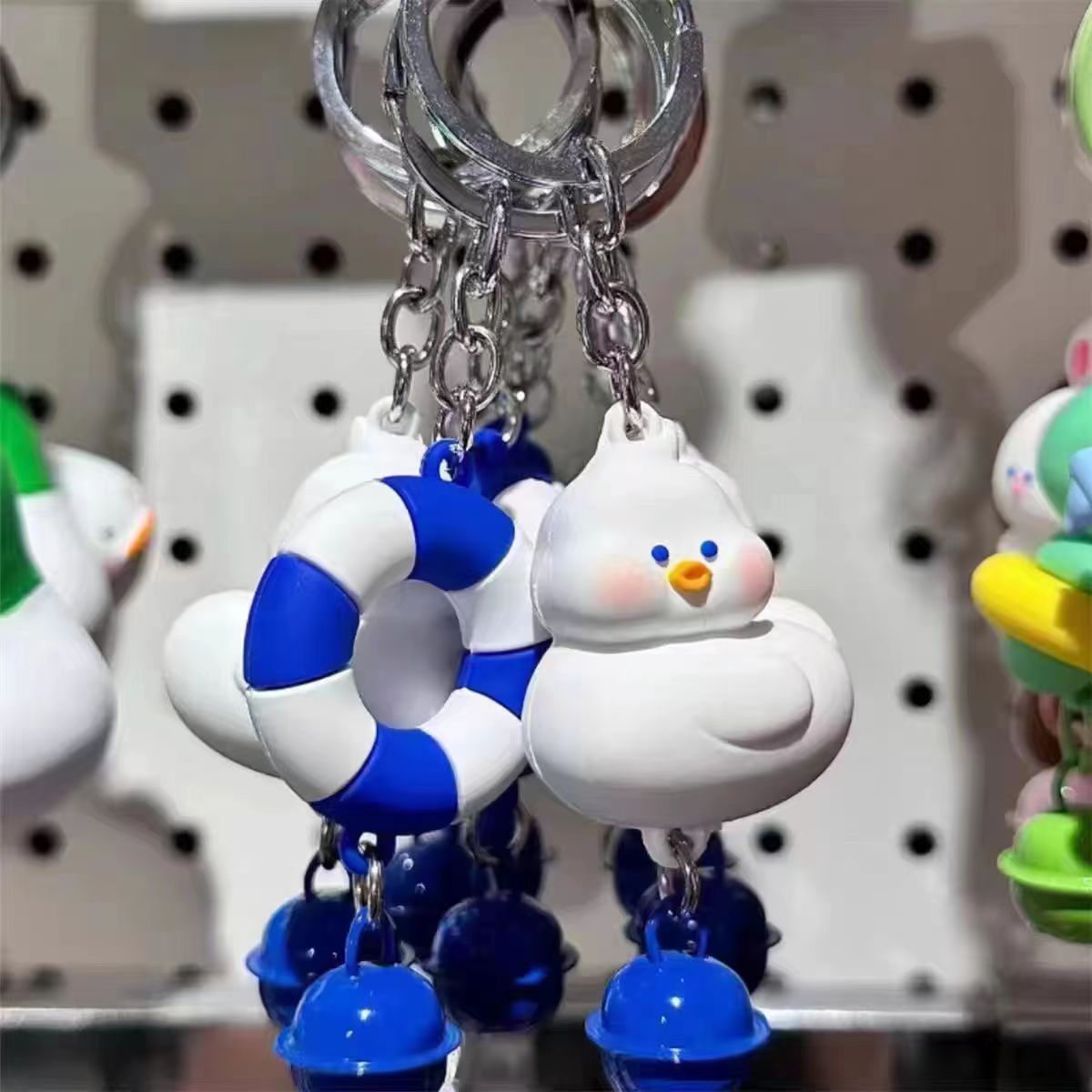 Wholesale Cartoon Cute Puppy Bone Keychain