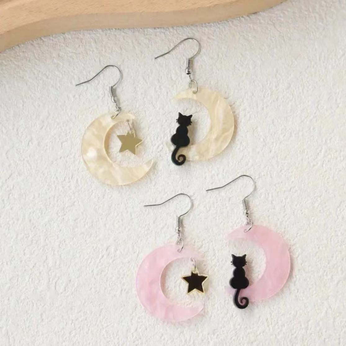 Wholesale Cartoon Cute Moon Cat Acrylic Earrings ACC-ES-AnDao022