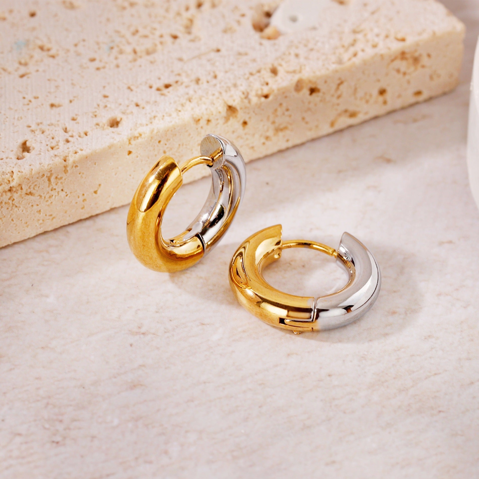 Wholesale Titanium steel hoop earrings