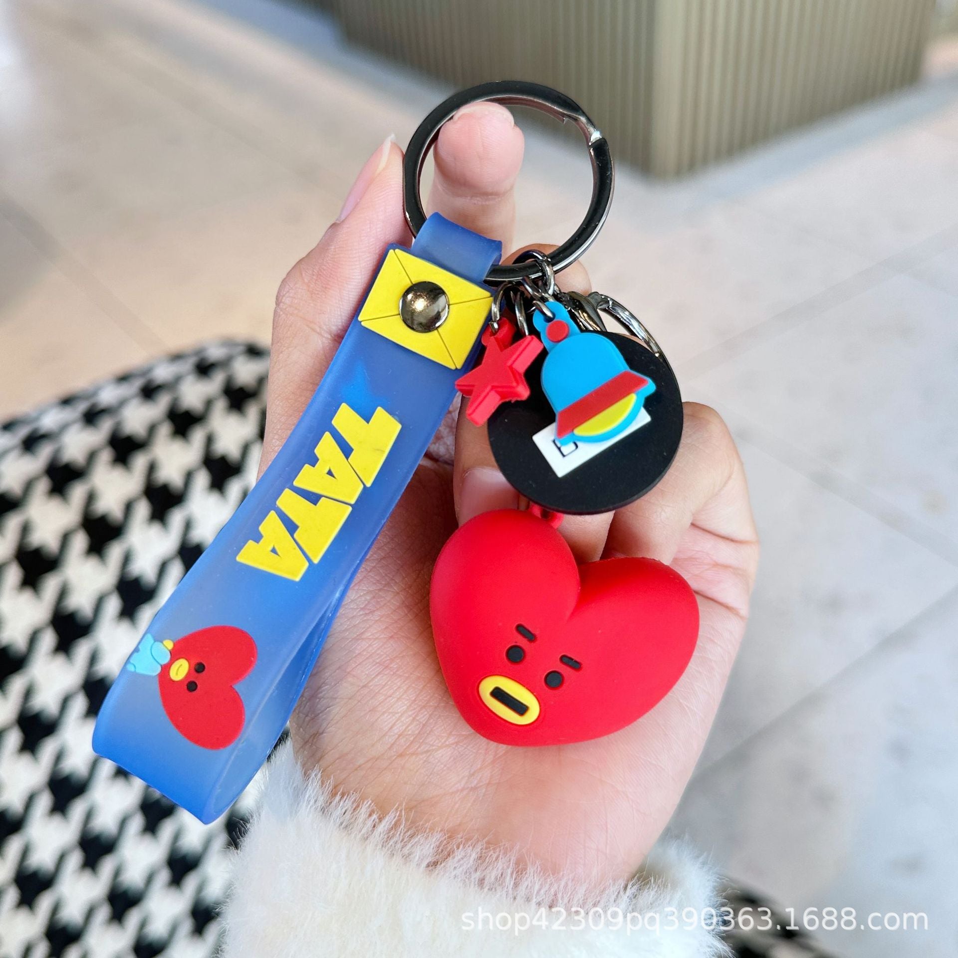 Wholesale Cartoon Cute PVC Keychain ACC-KC-WenChuan004