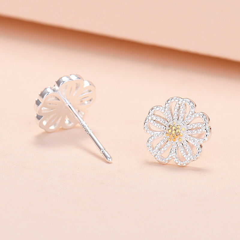 Wholesale  fashion daisy earrings summer fresh flower painting oil ear buckle earrings