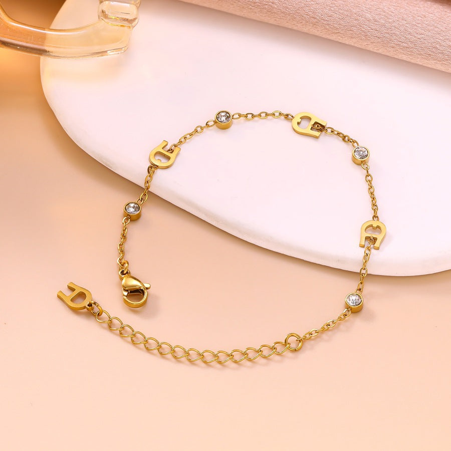 Wholesale Stainless Steel Bracelet with Letter A and Zircon,  Simple Horseshoe Pattern,  Jewelry Accessory Gift