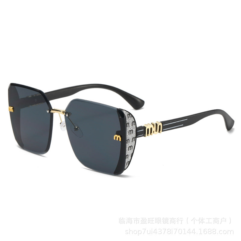 Wholesale Trendy Square Frameless Sunglasses for Women UV400 Everyday Wear Gift