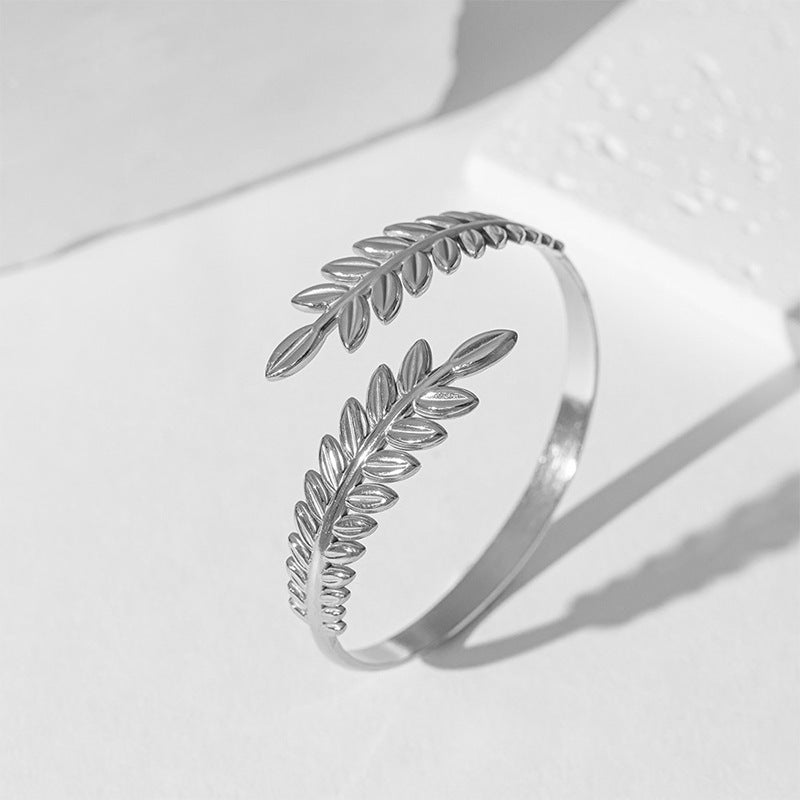 Wholesale 18K Gold Bamboo Titanium Steel Bracelet ACC-BT-Qinji006