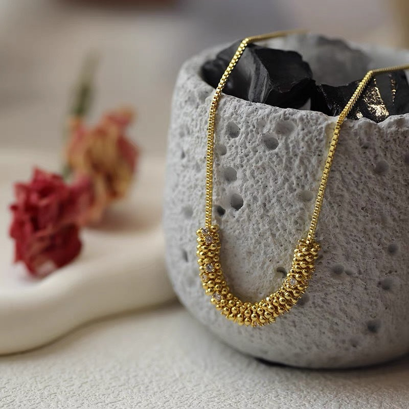 Wholesale Light Luxury Elegant Zircon Necklace Choker Necklace