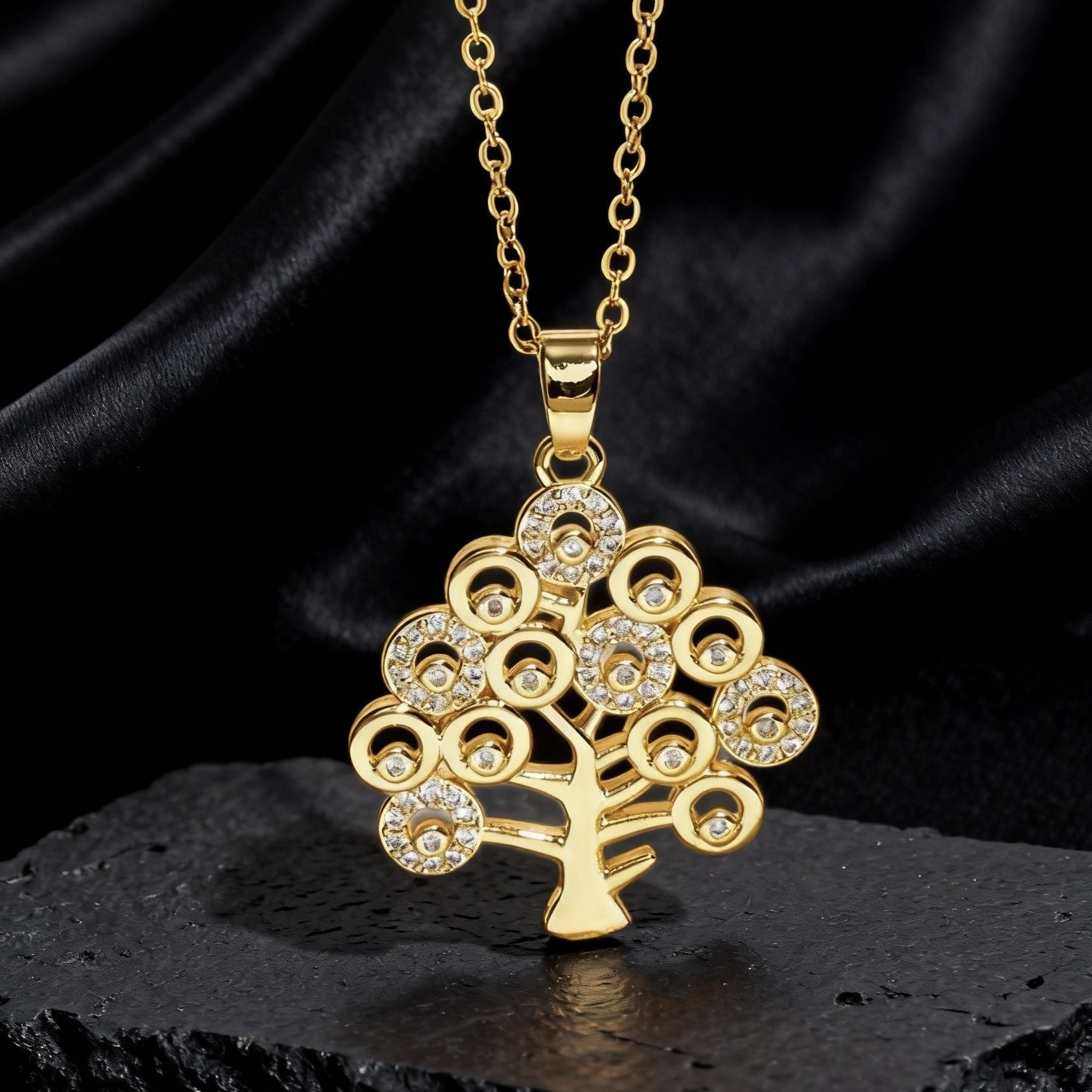 Wholesale Copper Tree Of Life Hollow Pendant Necklace For Women Chic Collarbone Chain Stylish Jewelry Accessory For Gift And Resale