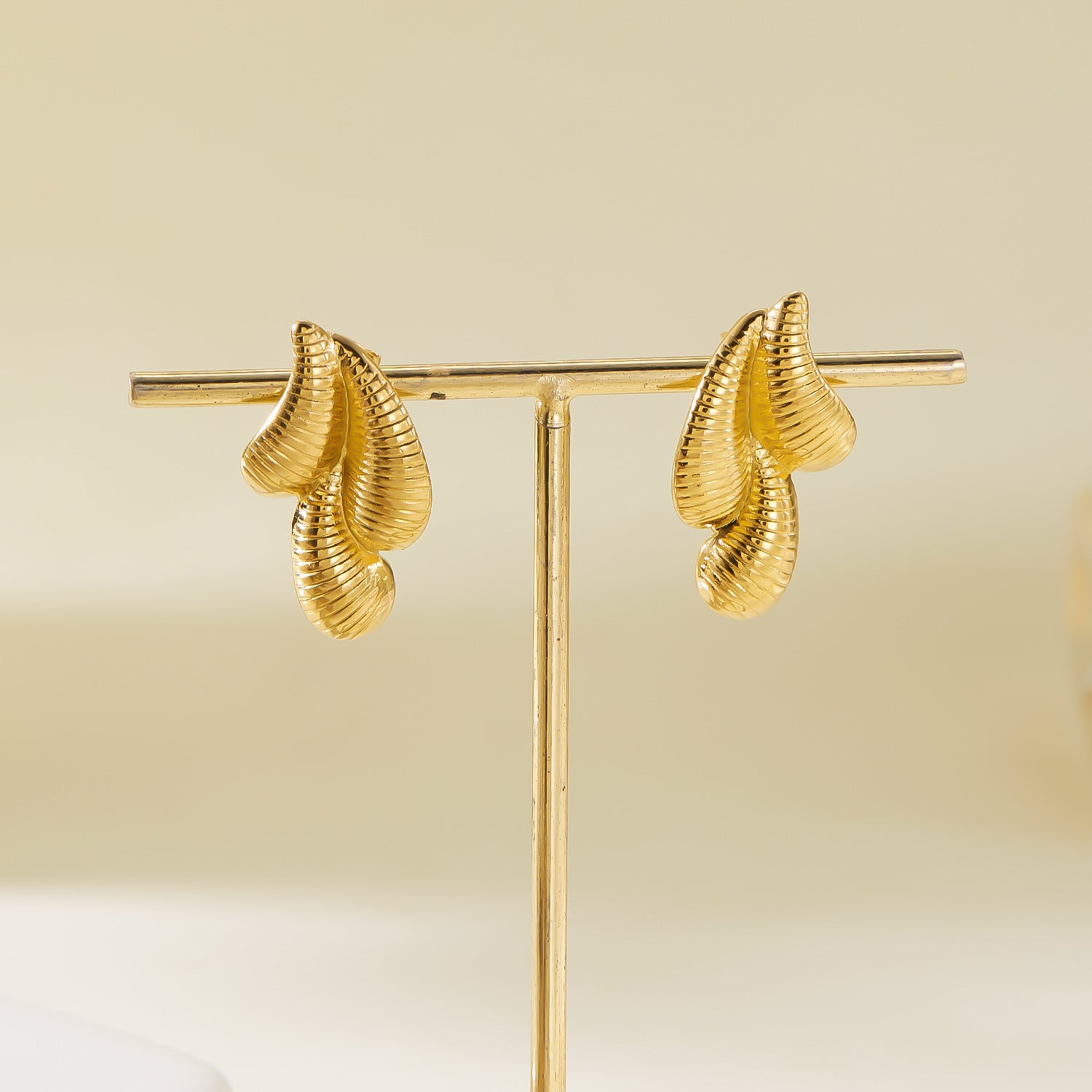 Wholesale Geometric Stainless Steel Drop Earrings Light Luxury Earrings